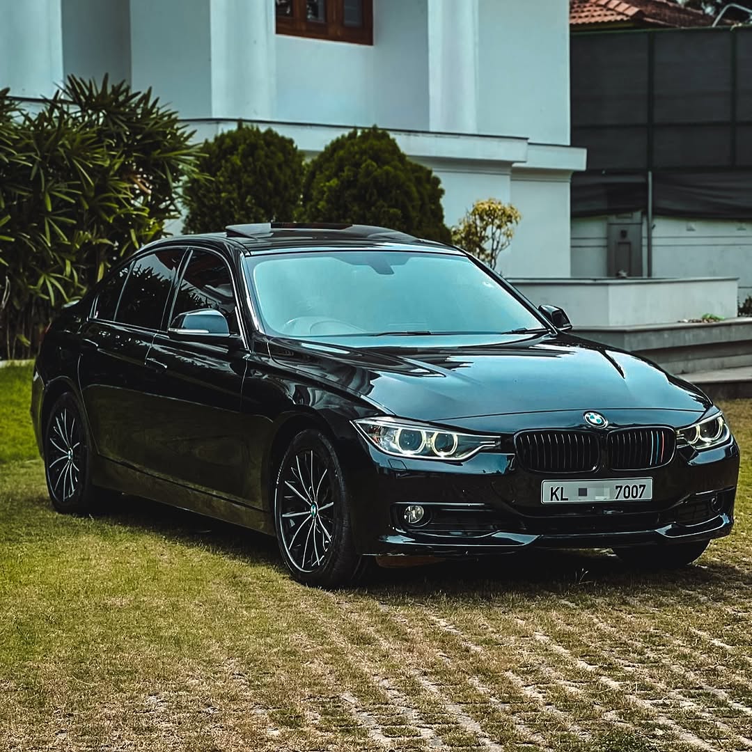 BMW 320D thumbnail 2